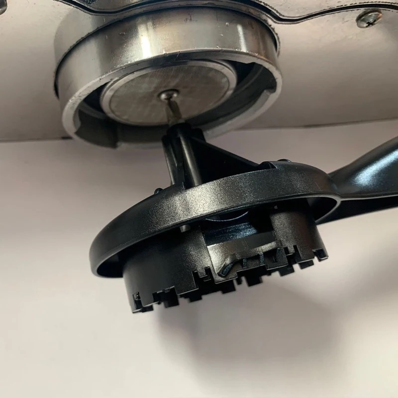 Grouphead Brush