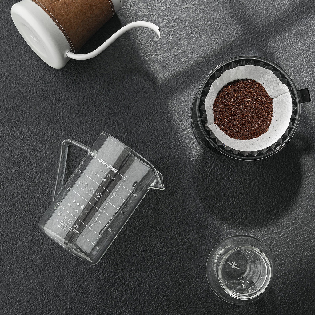 MHW-3BOMBER Coffee Server Glass