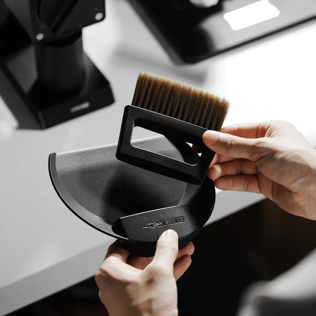 MHW-3BOMBER Coffee Bar Brush-Black