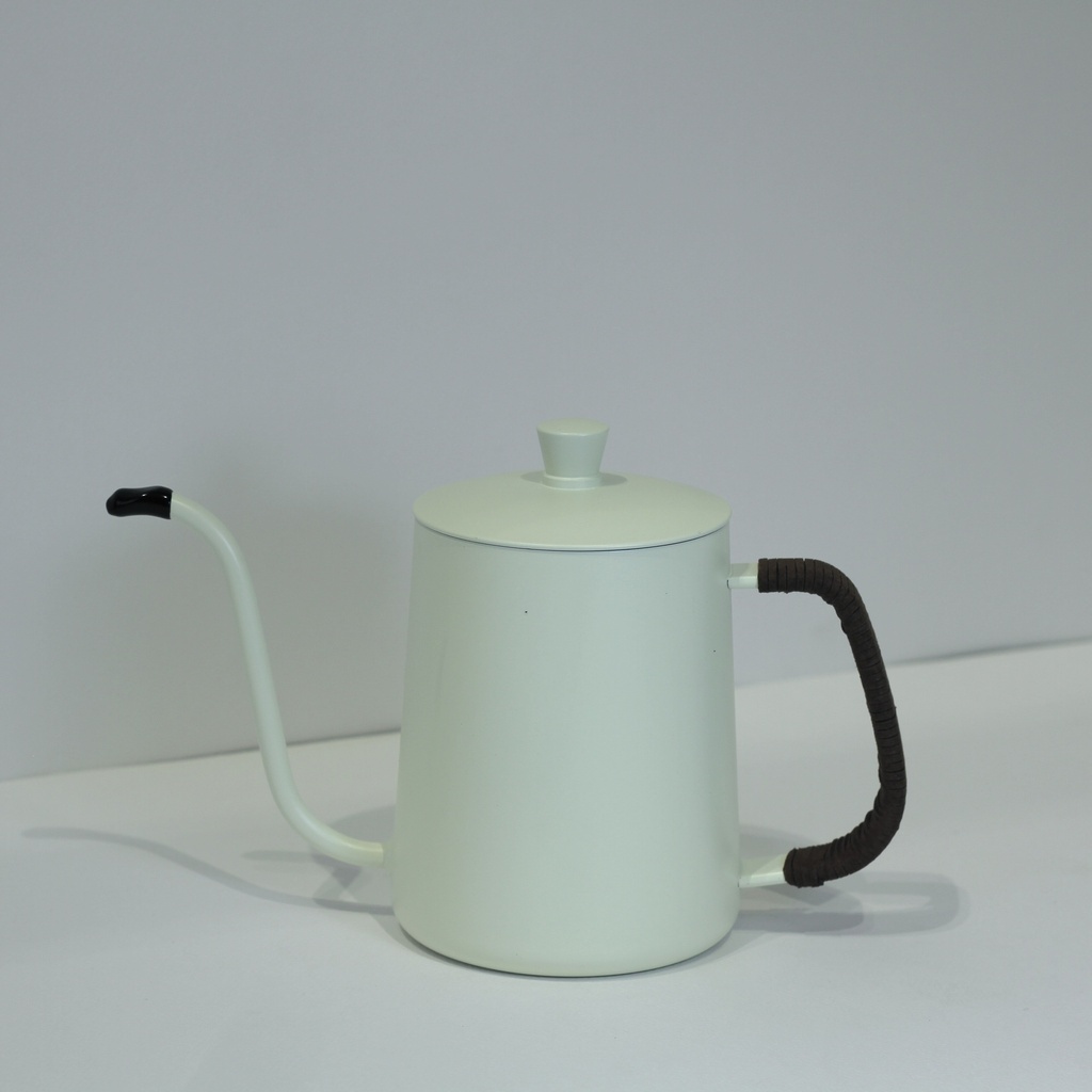 Kettle with Cover hand 600mL 